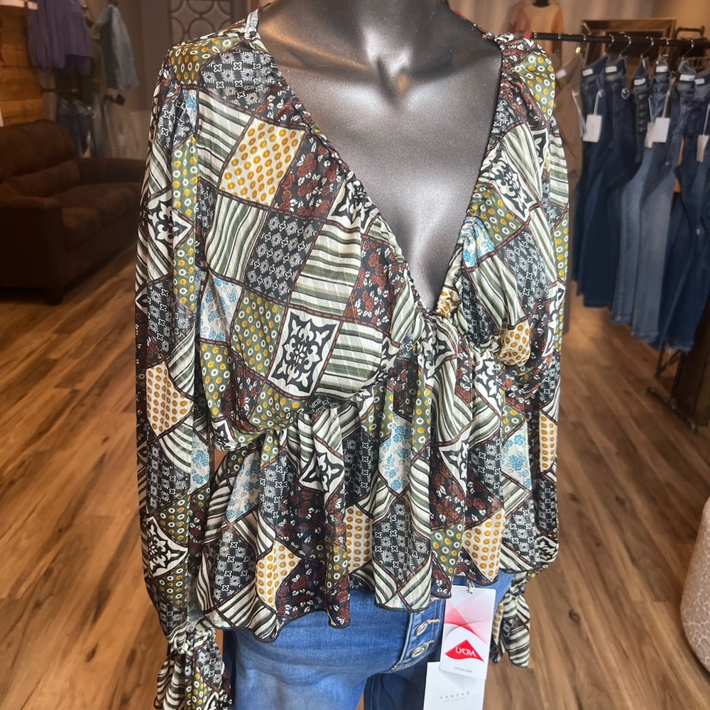 Women’s print top